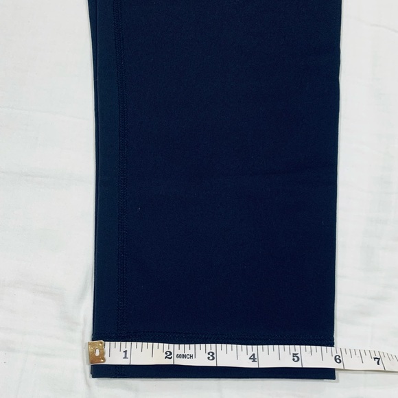 🛍2/$25 Lululemon Cross Front Capri - Picture 5 of 7